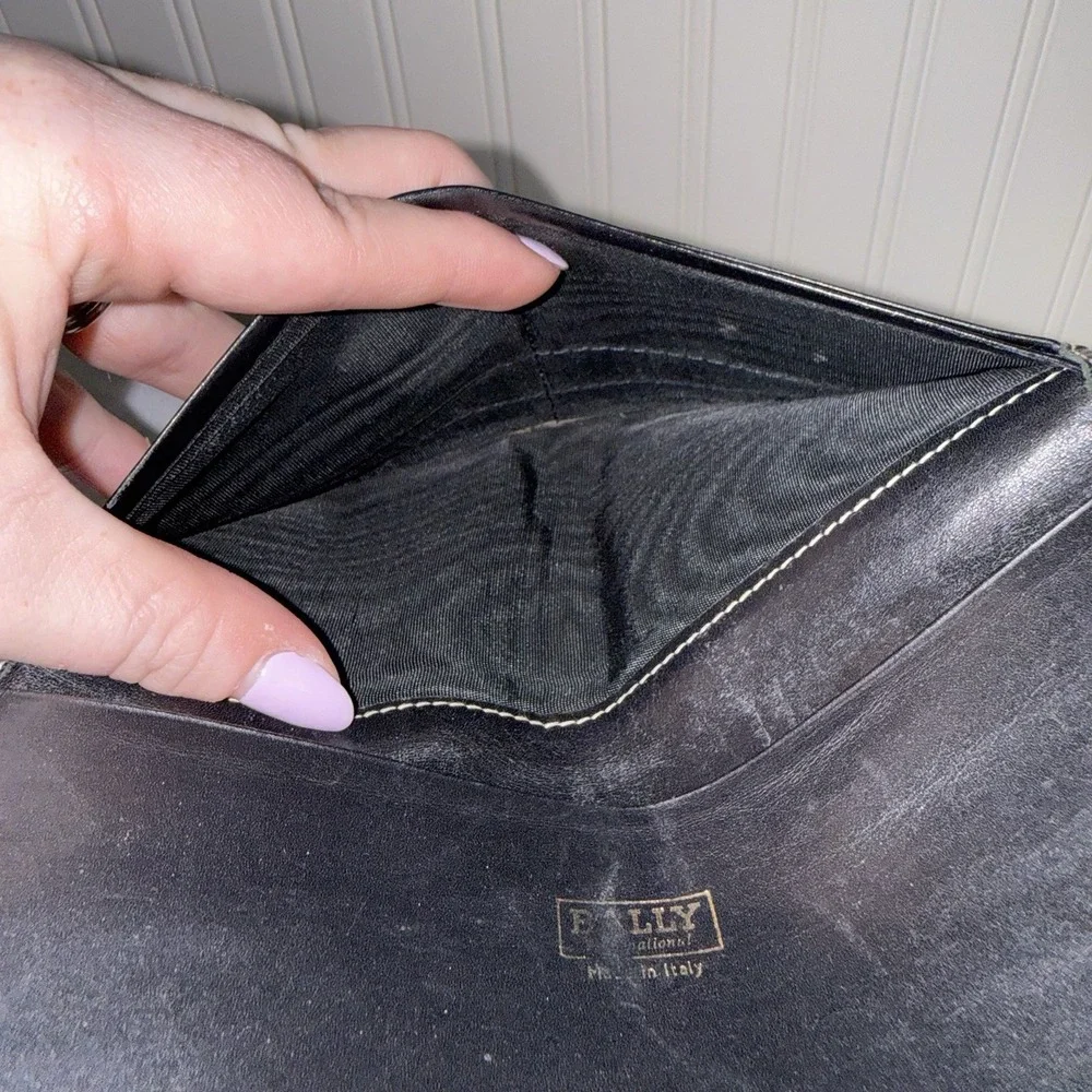 BALLY Bifold Long Rectangle Black Soft Pebbled Leather Wallet Card Holder Case